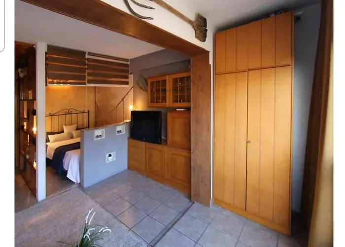 アパート Aparta O Aporta *